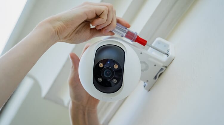 Certified CCTV Camera Installation & Optimization Services 